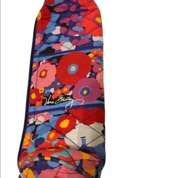 VERA Bradley Cosmetic Toiletry Bag - Picture 4 of 9